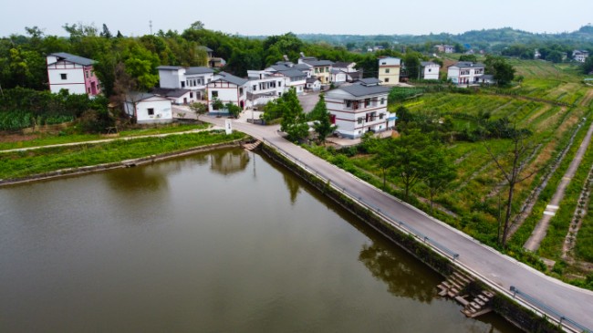 钱塘镇大柱村长五间院子