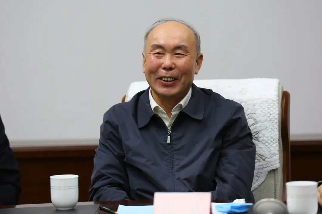 盟委书记代钦一行到内蒙古广播电视台走访座谈交流