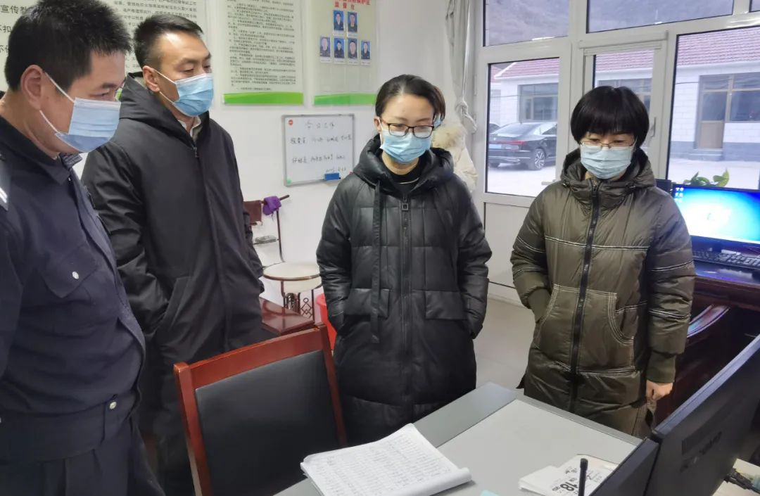 薛宏霞到雕鹗镇调研疫情防控工作
