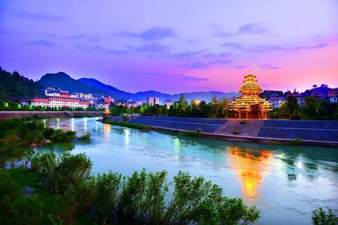 浪漫宣恩过大年庆团圆话发展乡贤大会即将举行