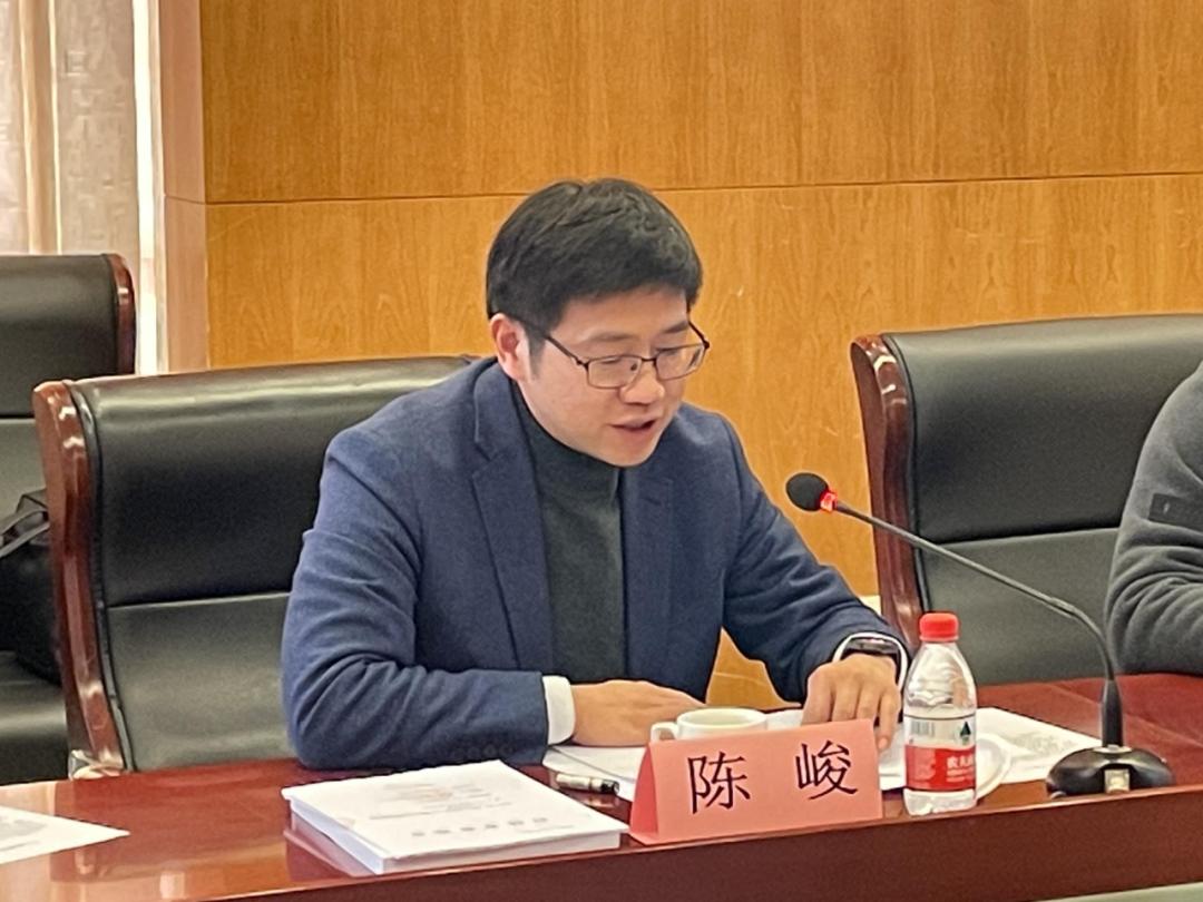 会议由学会理事长刘松玉教授主持.