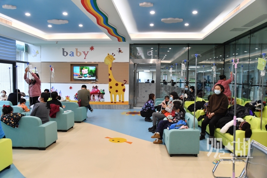 好消息市二医金阳医院儿科新治疗大厅正式启用