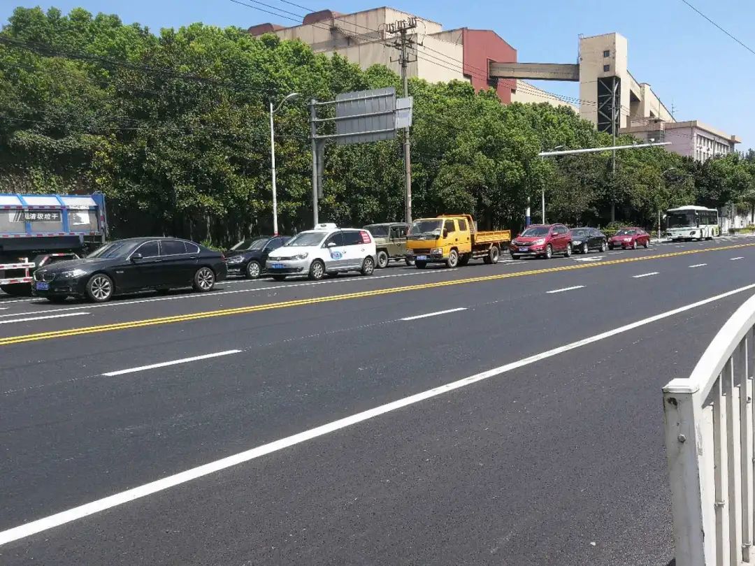 为民办实事宝山区7条道路变身精品示范路