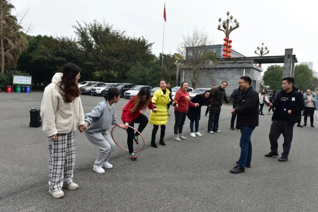 迎新春趣味活动图片