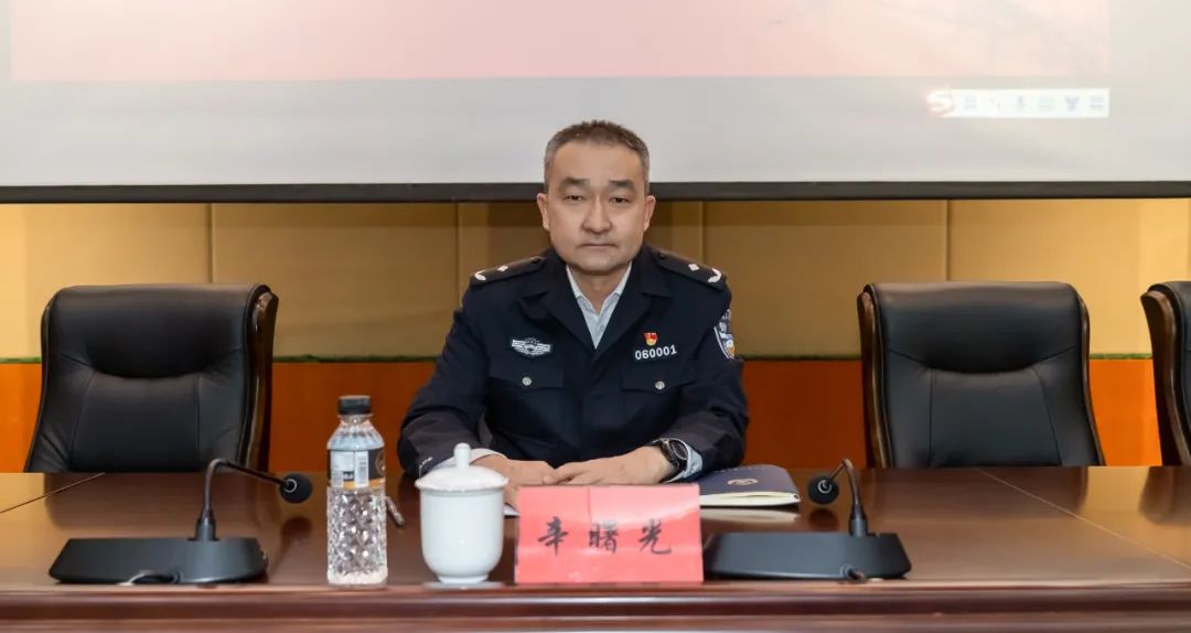 辛曙光表示,4位老师从实战角度出发,为大家讲授了一