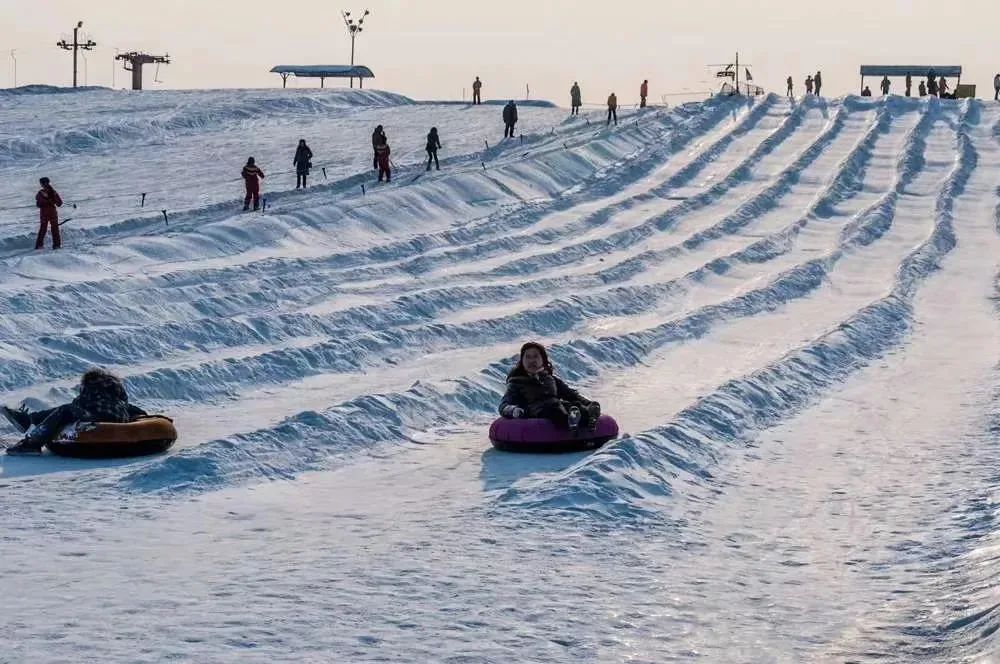 西宁北川滑雪场图片