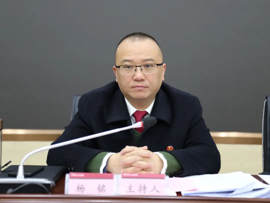 杨铭同志强调,在看到成绩的同时,更要清醒认识到工作