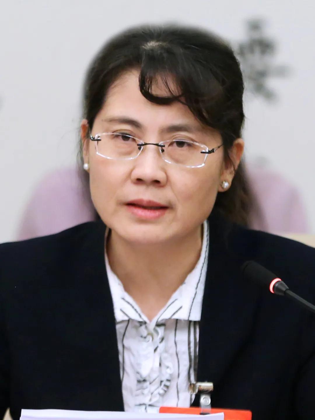 方敏代表坚持应听证尽听证推动公开听证常态化