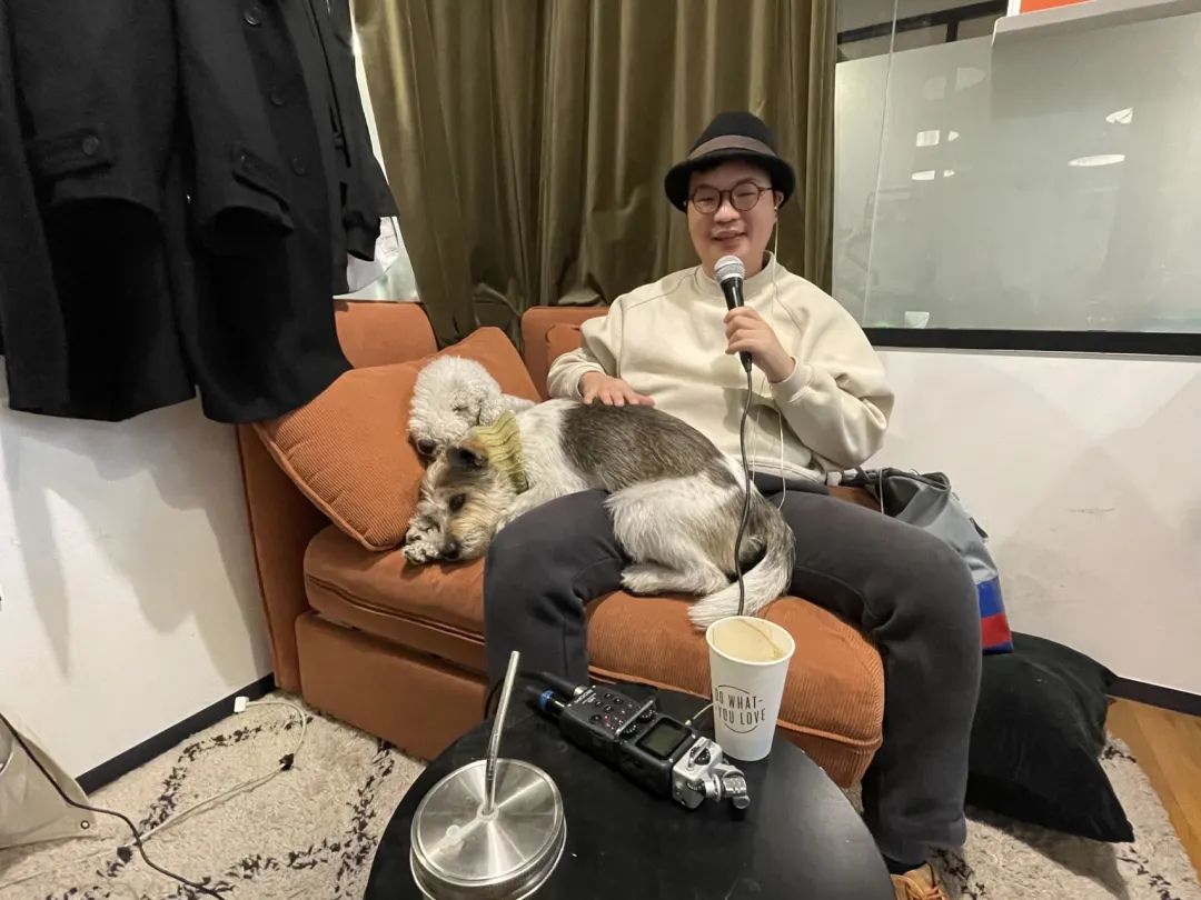 lucia做当下频道的五年回归个体叙事和思考新气集