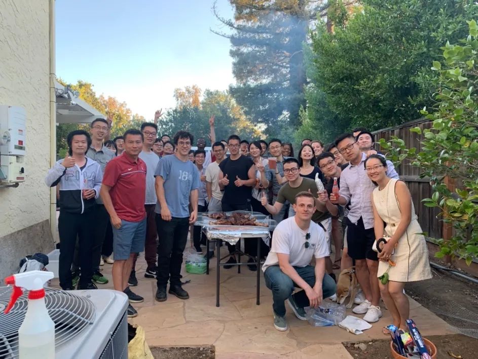 崔屹老师团队通讯作者 秦健:斯坦福大学化工系助理教授,主要从事高