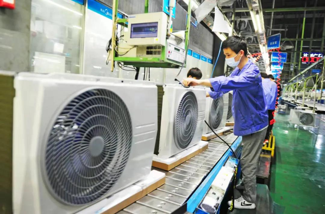 芜湖美的空调生产线.杨大伟/摄
