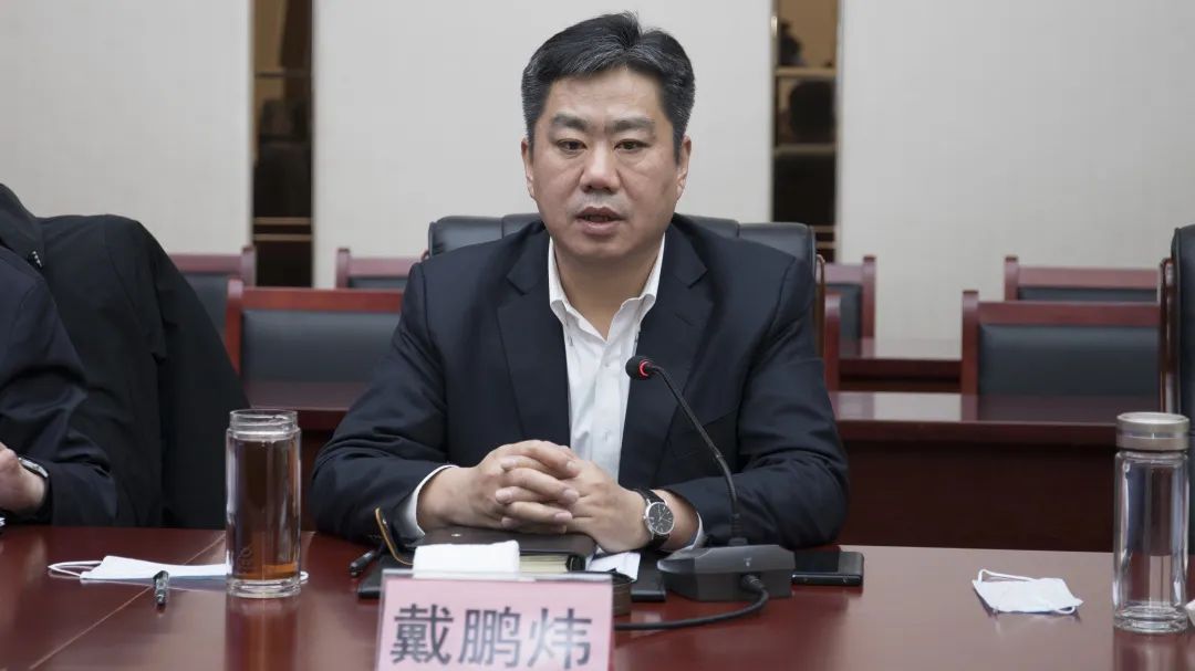 共庆佳节共话发展万全区召开离退休干部情况通报会