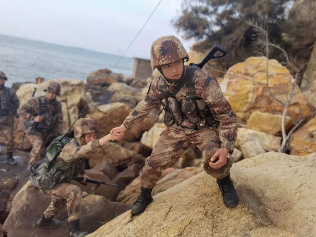 006平方公里海岛上他坚守了16年