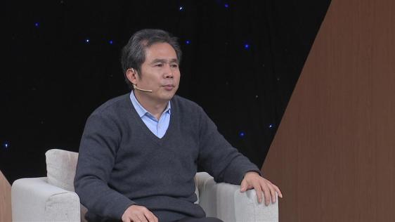 崇尚英雄扬州儿子李彬和家人用爱守护16名烈士父母