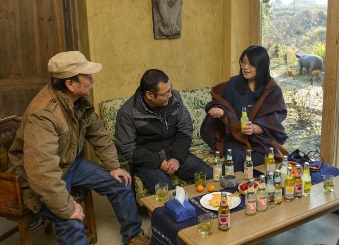 桃花源里新黟县人④城市与乡村的游牧寒玉和她的猪栏酒吧