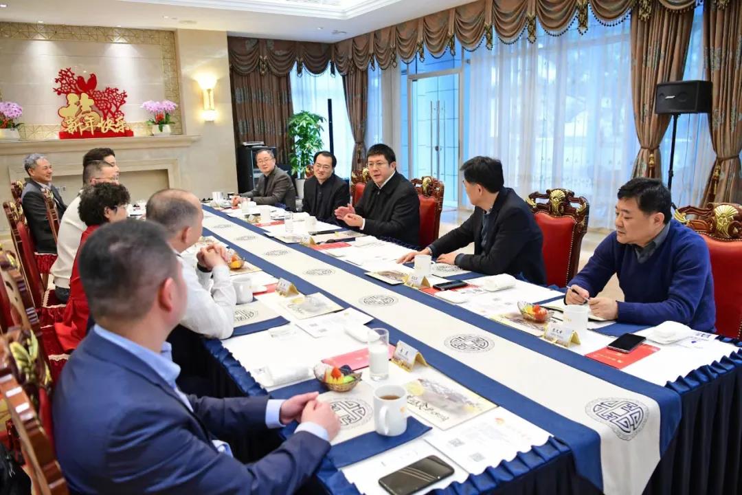 ▲早餐会上交流