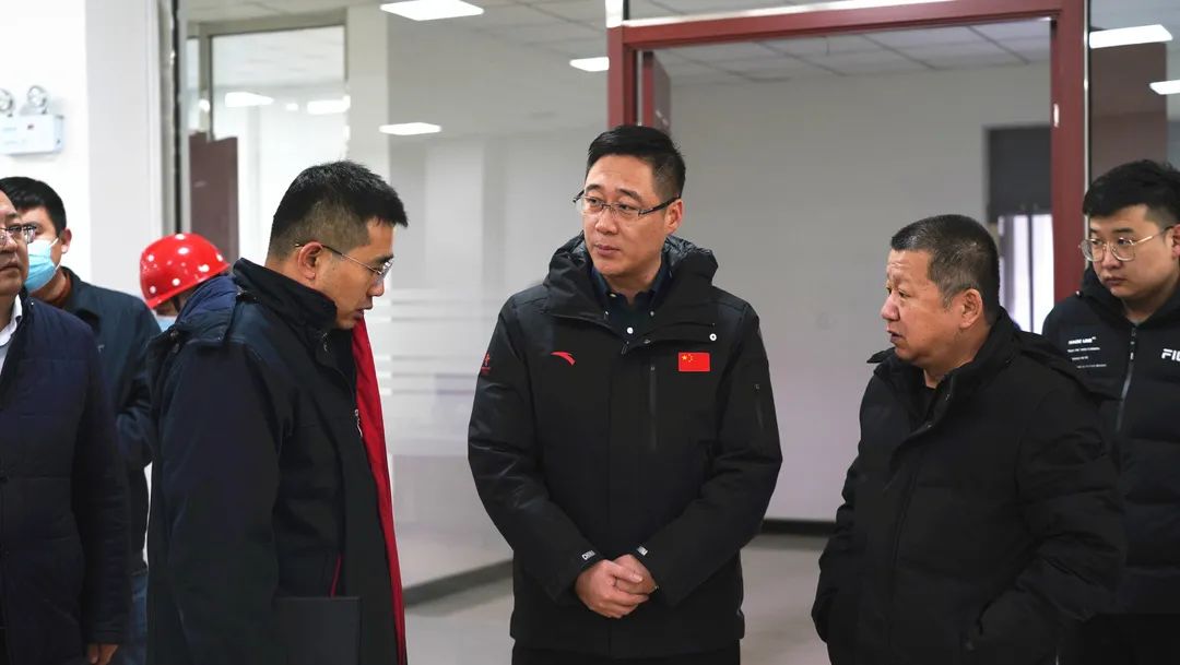 区委副书记,政府区长刘兵开展春节走访慰问活动