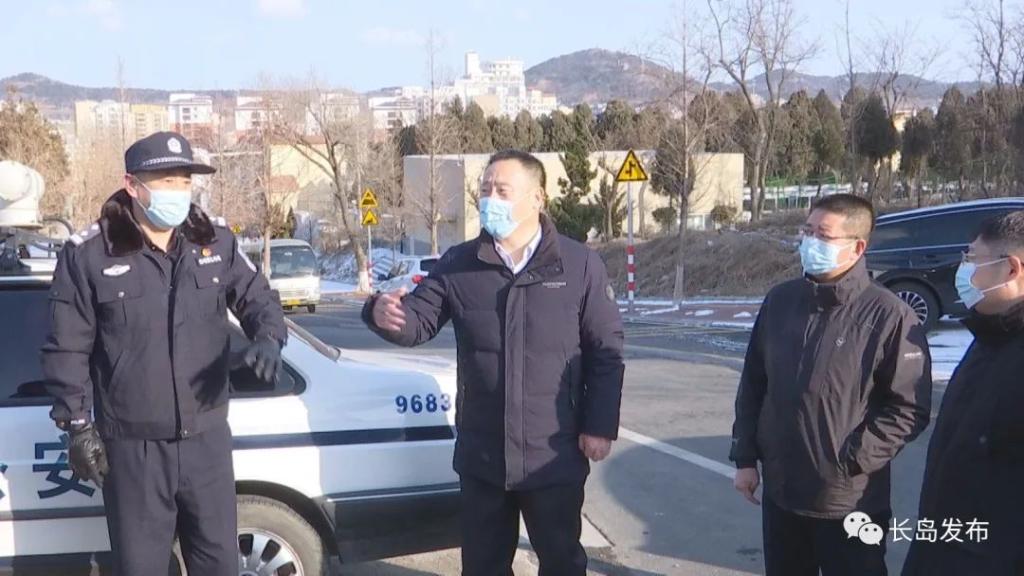 牟云检查节日森林防火工作看望慰问护林防火队员