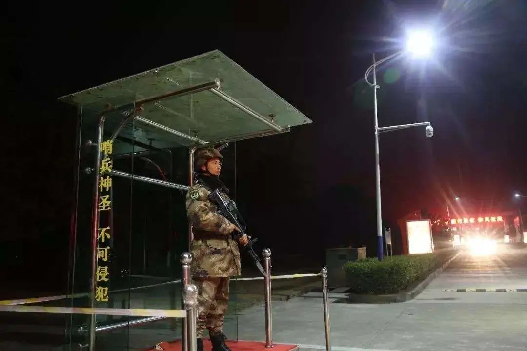 战友你在除夕夜站过岗吗