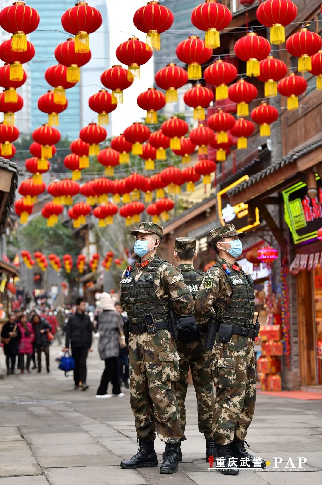 重庆武警春节坚守战位保平安