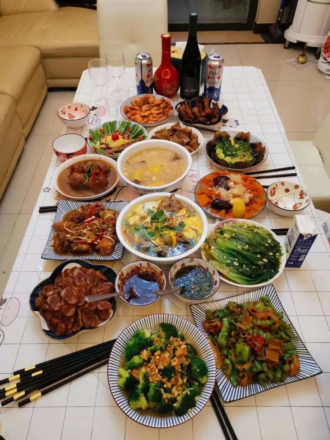 朋友圈年夜饭大赛看看有没有你家的