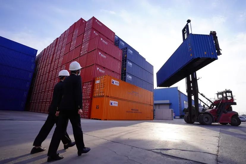 rcep生效满月上海海关优化企业服务助力实现优惠贸易项下进出口货值超