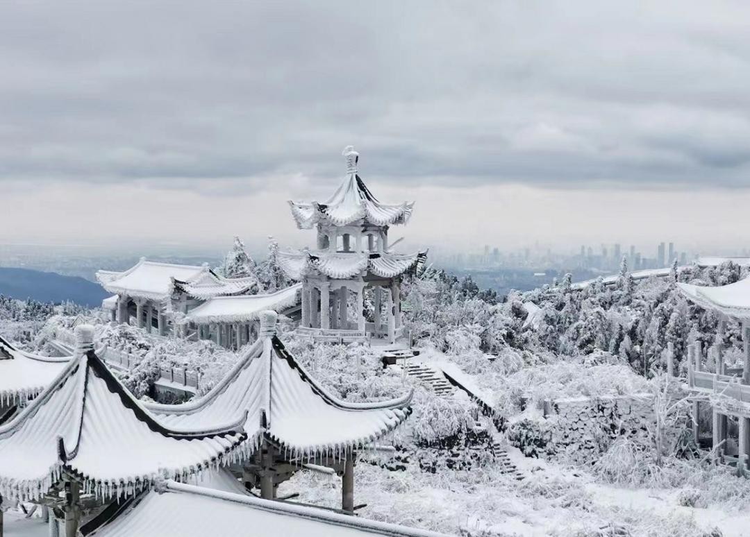 2022年庐山雪景图片