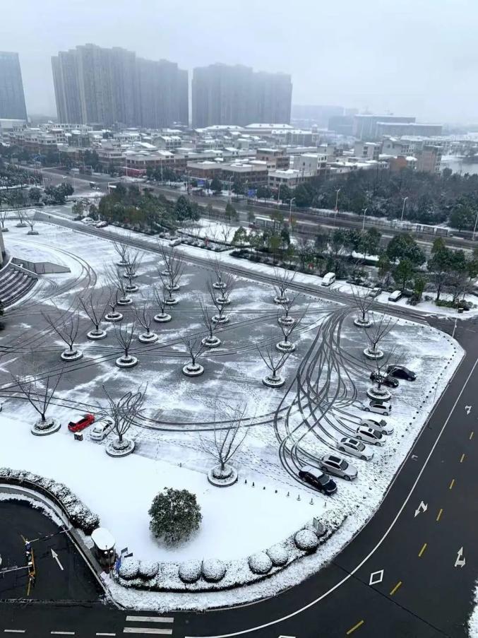 大雪!暴雪!湖南多地又又又下雪了!