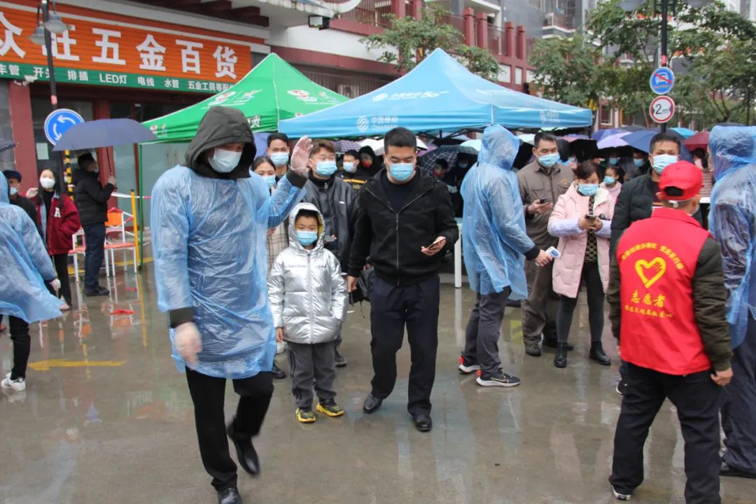 百色最是風雨見初心疫情不滅我們不退