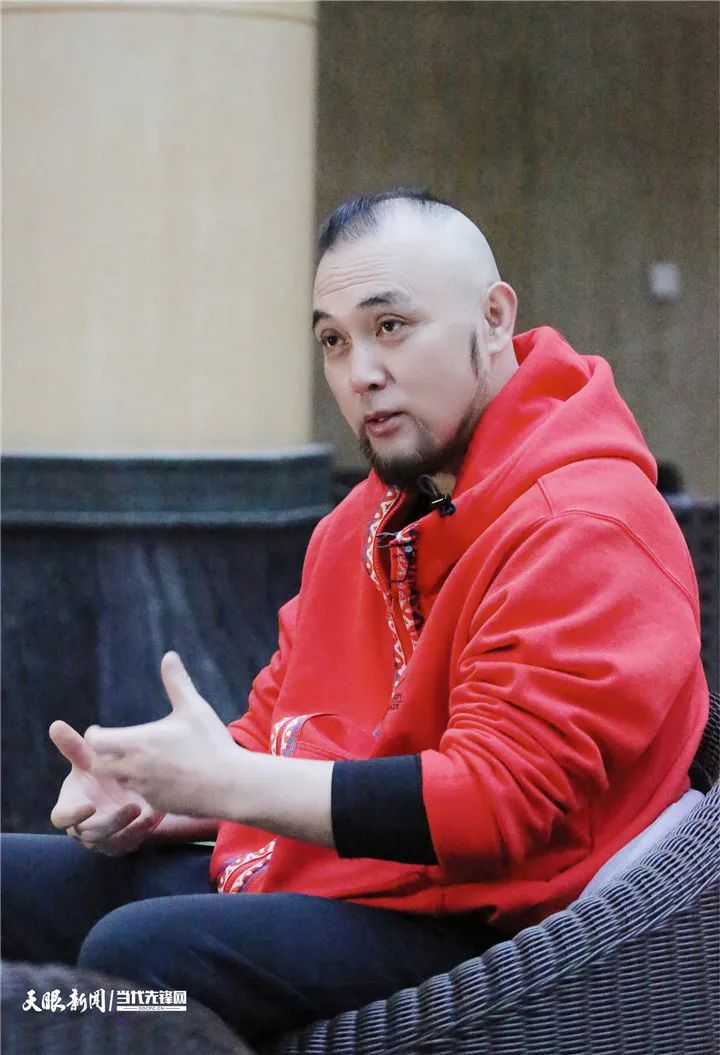 天眼看冬奥与奥运结缘42年贵州大男孩夏松从追光者变成光