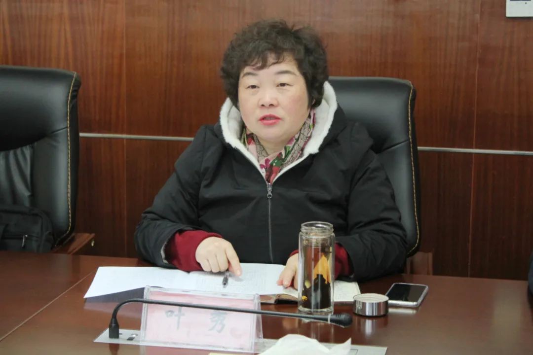 县委常委政法委书记叶秀一行到庐江法院调研