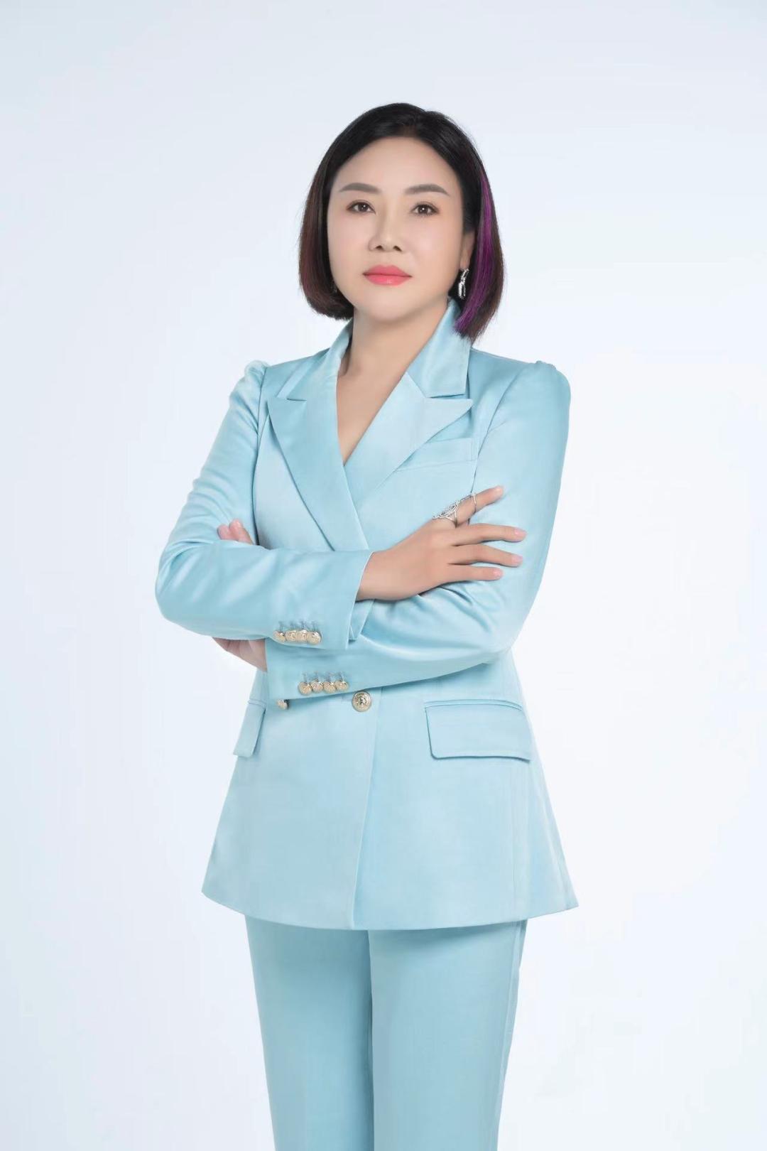 金华市女企业家热议全市民营经济暨先进制造业发展大会精神一