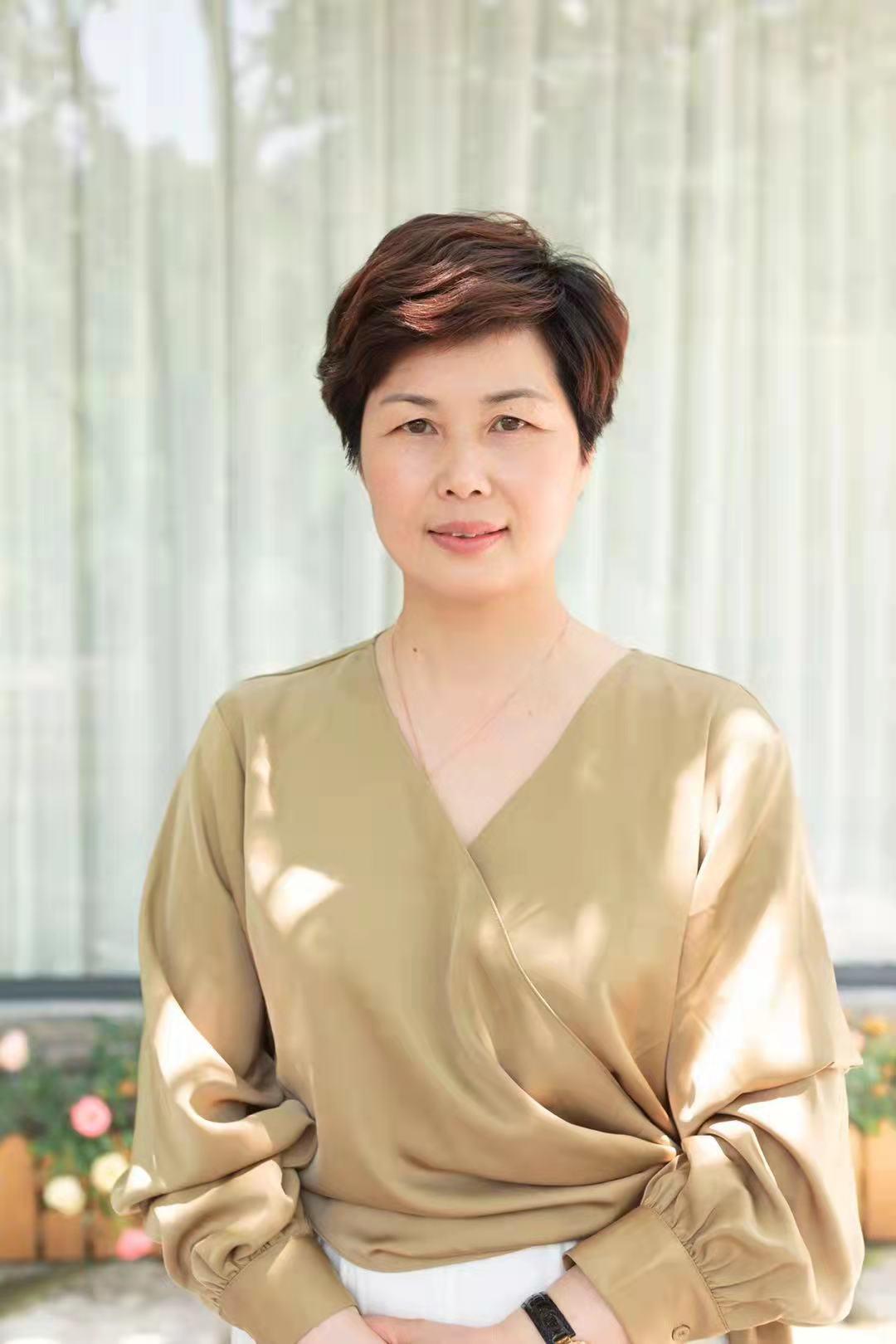 金华市女企业家热议全市民营经济暨先进制造业发展大会精神一