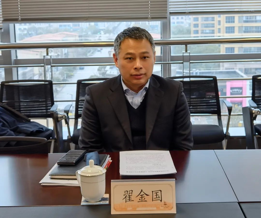 翟金国副区长赴区政务服务办区行政服务中心调研工作