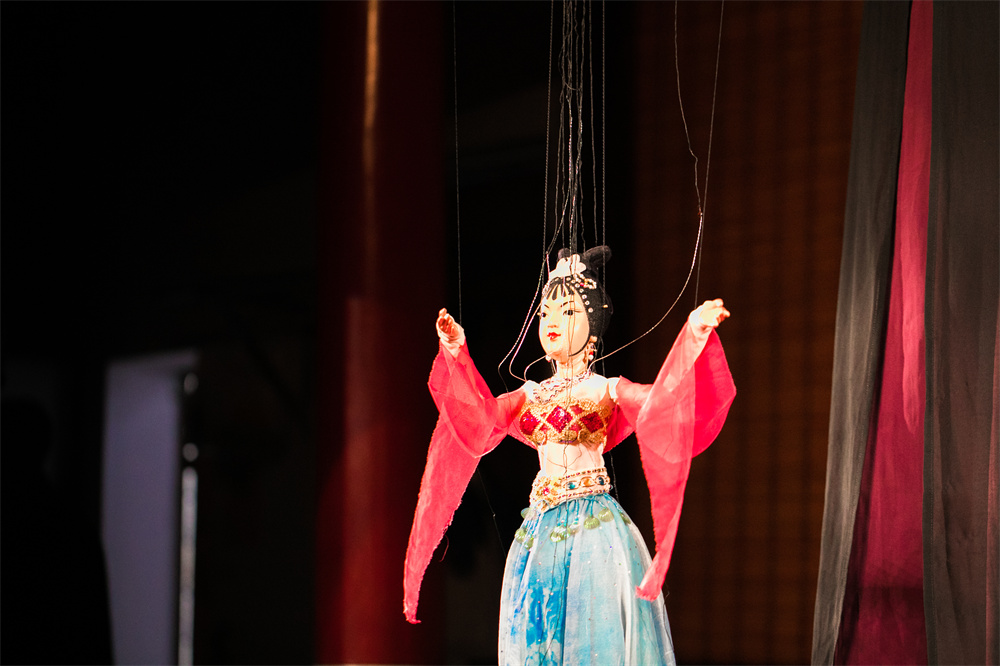 到泉州看悬丝傀儡:刻木为人,宛然如生