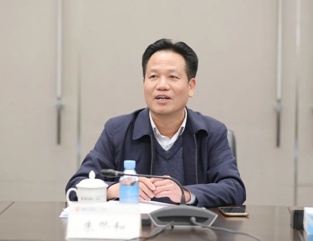 朱坚和率队拜访国开行广西区分行