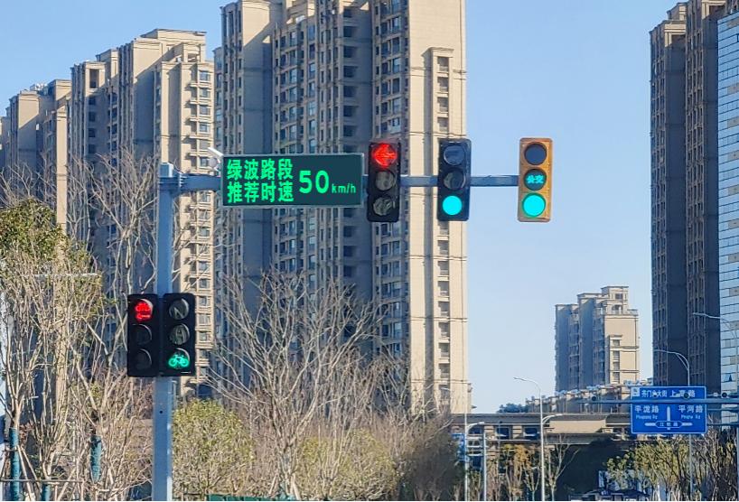 开学季相城这些路口交通信号灯将