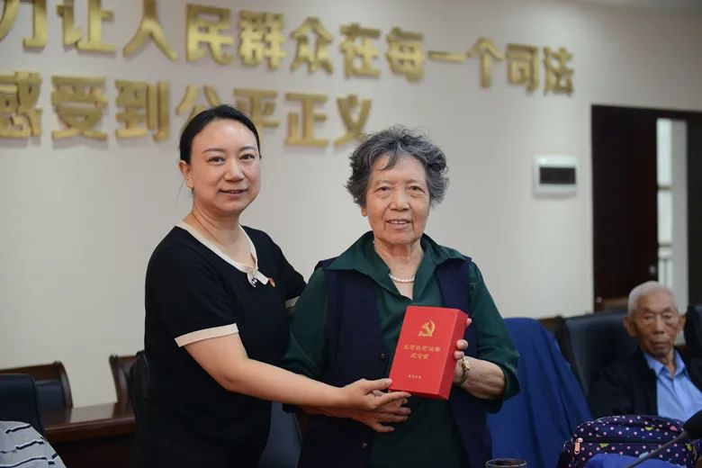 身边的榜样做忠诚干净担当的法院政工人记红塔区法院政治部主任苏露