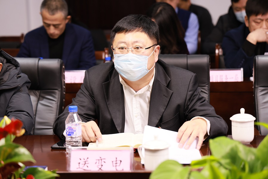 长春市二道区委副书记区长刘江调研走访重点工业项目