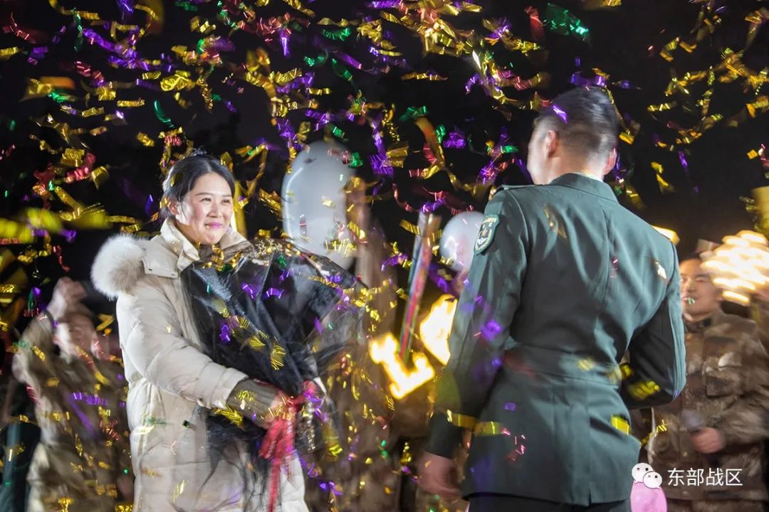 狗粮吃到饱他们的军恋太甜了