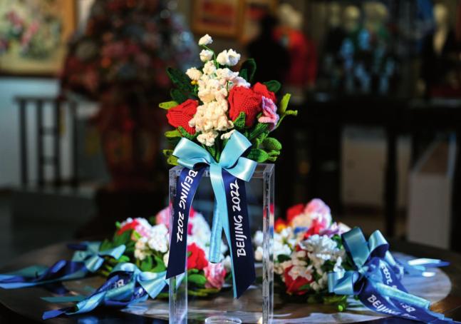 的鲜花不同可以说是最好的纪念品了定制版的颁奖花束还有颁奖花束和奖