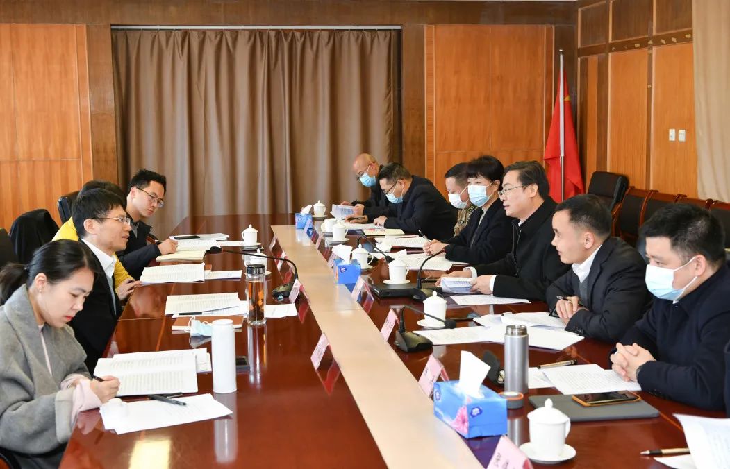 市领导楼琅坚,黄胜可,卢旭萍,陈洪,何浩亮,张伟钢