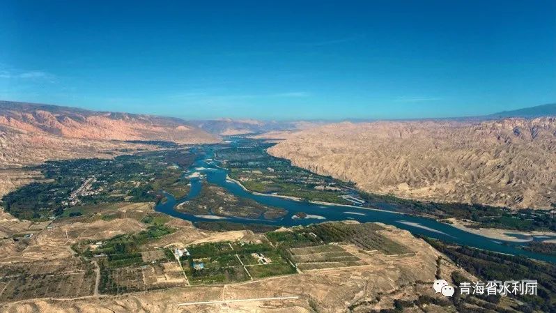 效益在即到柴达木盆地的诺木洪水库工程抓紧施工将为24万亩枸杞"解渴"