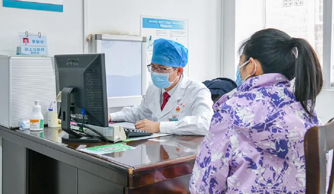 百色市人民医院多举措应对就诊高峰助力复工复产