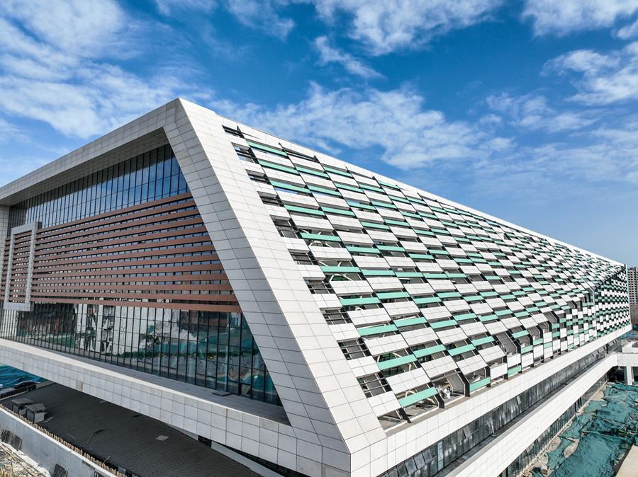 献礼党代会聊城市一校三馆初见雏形