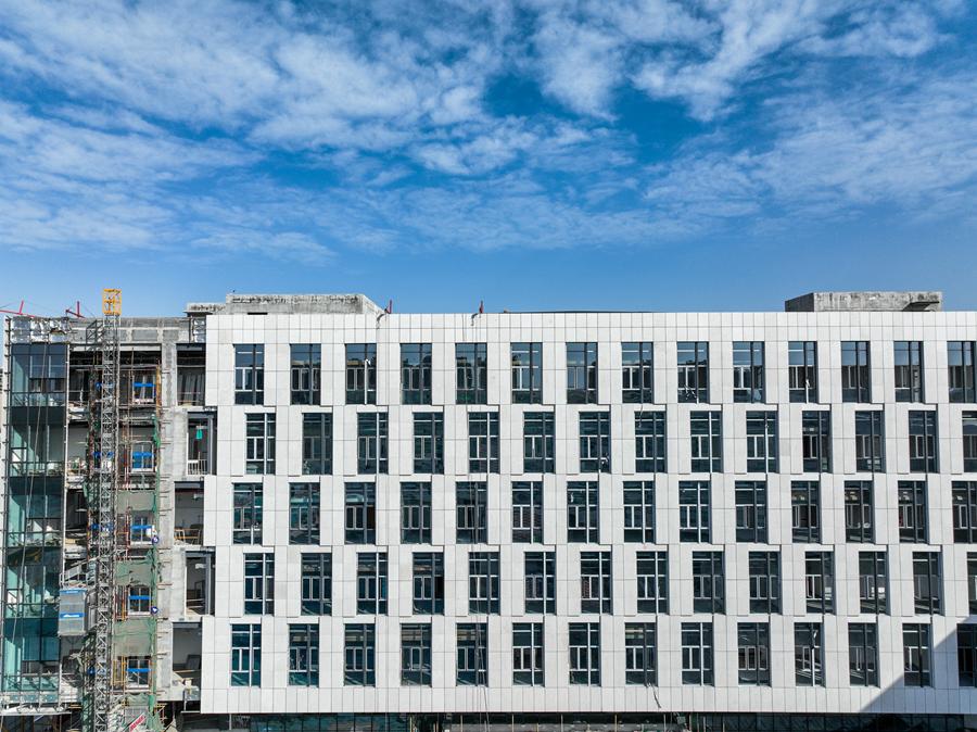 献礼党代会聊城市一校三馆初见雏形