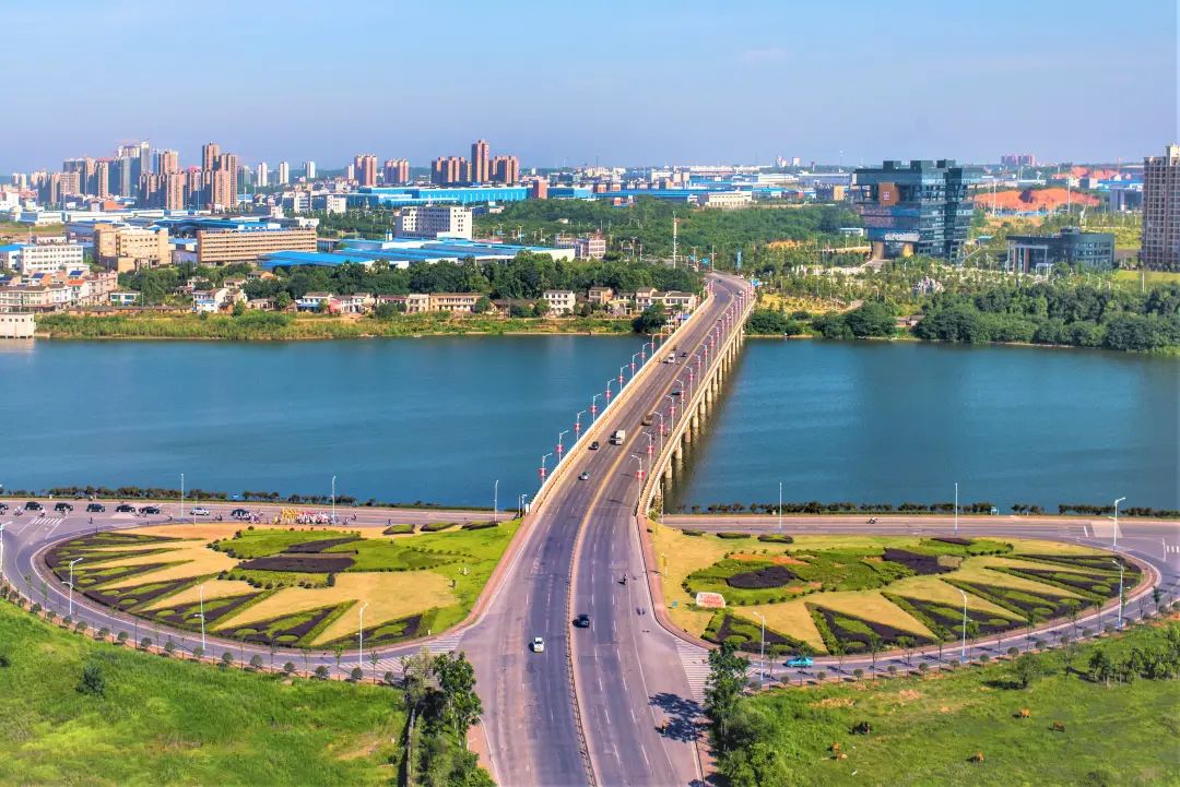 着力建设"四精五有"现代化品质宁乡,让城市能级更快提升