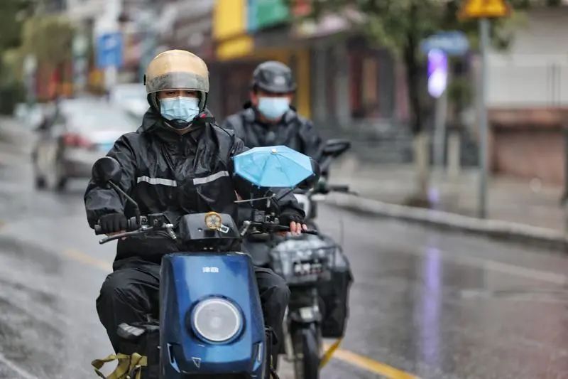 最低4我們挺過了冷風冷雨中佛山這一幕幕太暖