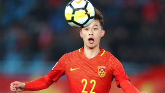 李霄鵬改造國足正式開始？26歲拼命三郎回歸是標(biāo)志，要拼了