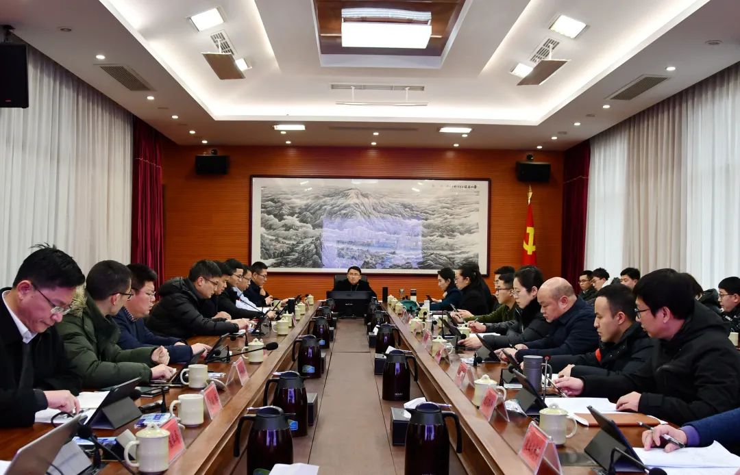 县领导李强,陈迎春,陈夙,王彧,吕霞,邱凌云,朱洪军,陈晓峰,黄君俊